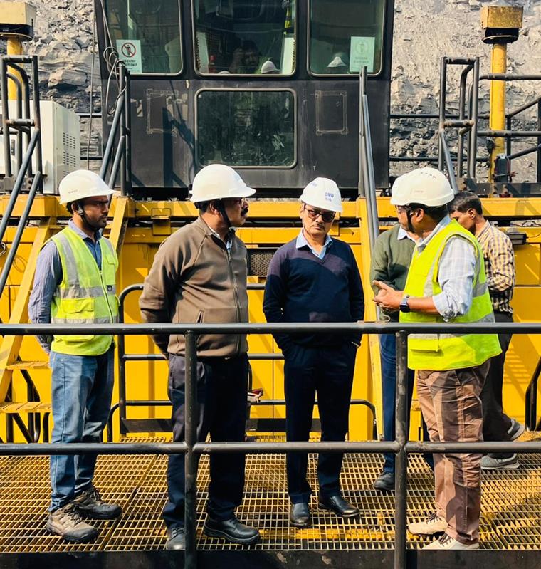 CIL CMD Visit to Naraynkuri Highwall Mining Project